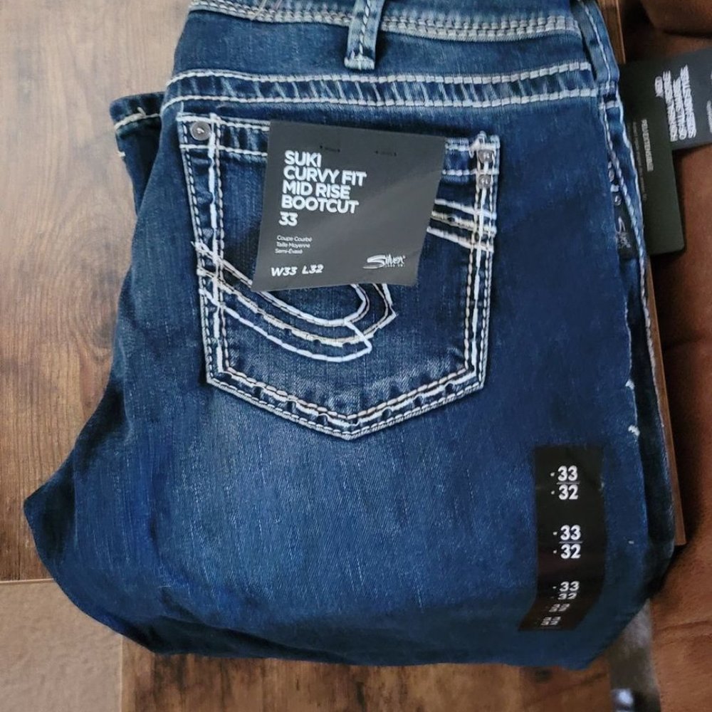 Silver Jeans Co. Women's Suki Mid Rise Bootcut Jeans